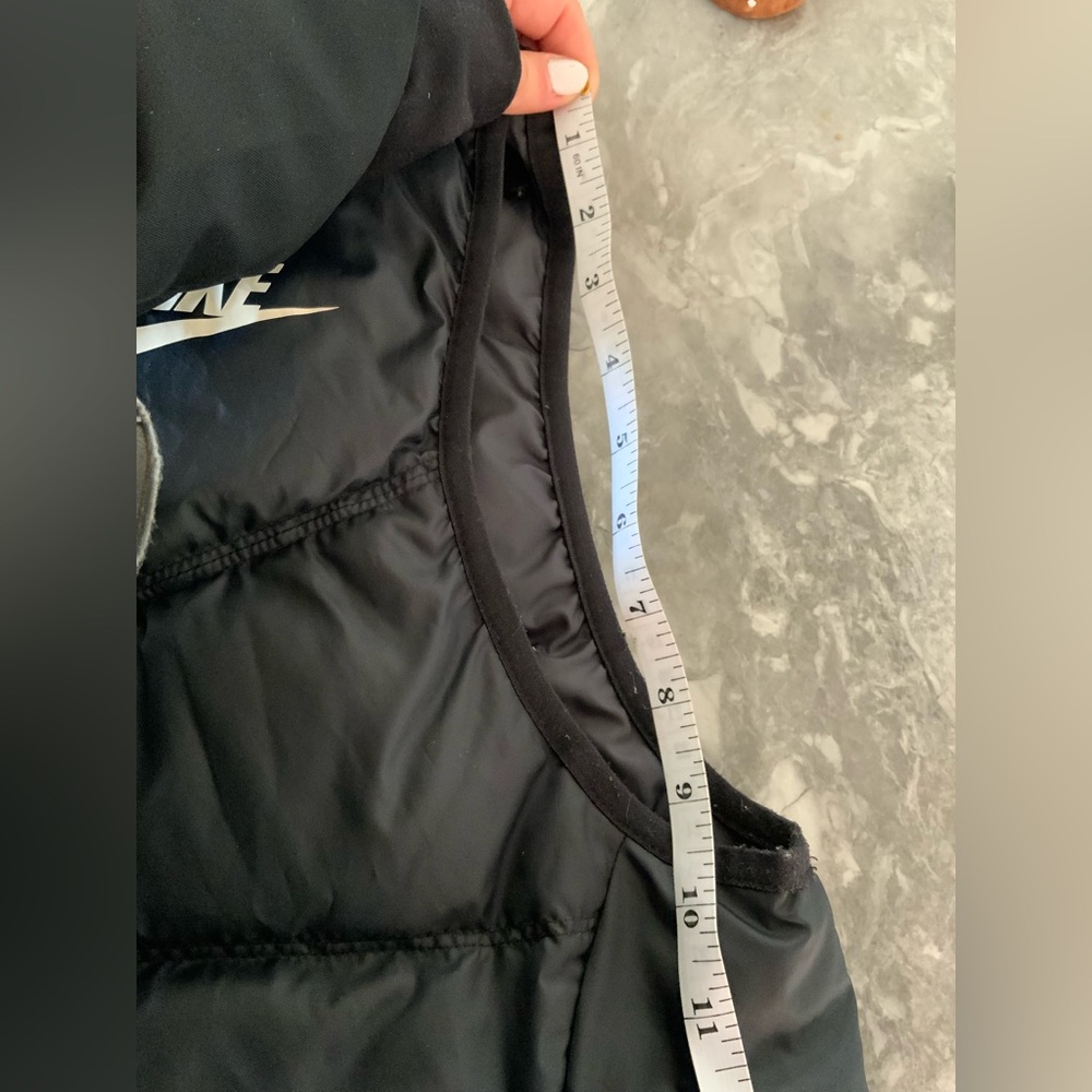 Nike Midnight Black Quilted Vest - Picture 6 of 8